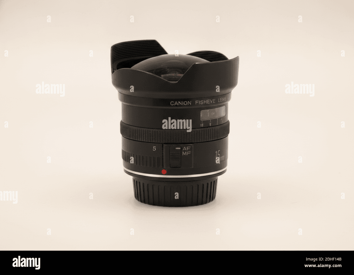 佳能 EF 15mm F2.8 Fisheye 对角鱼眼 (EF) lens image, 15mm