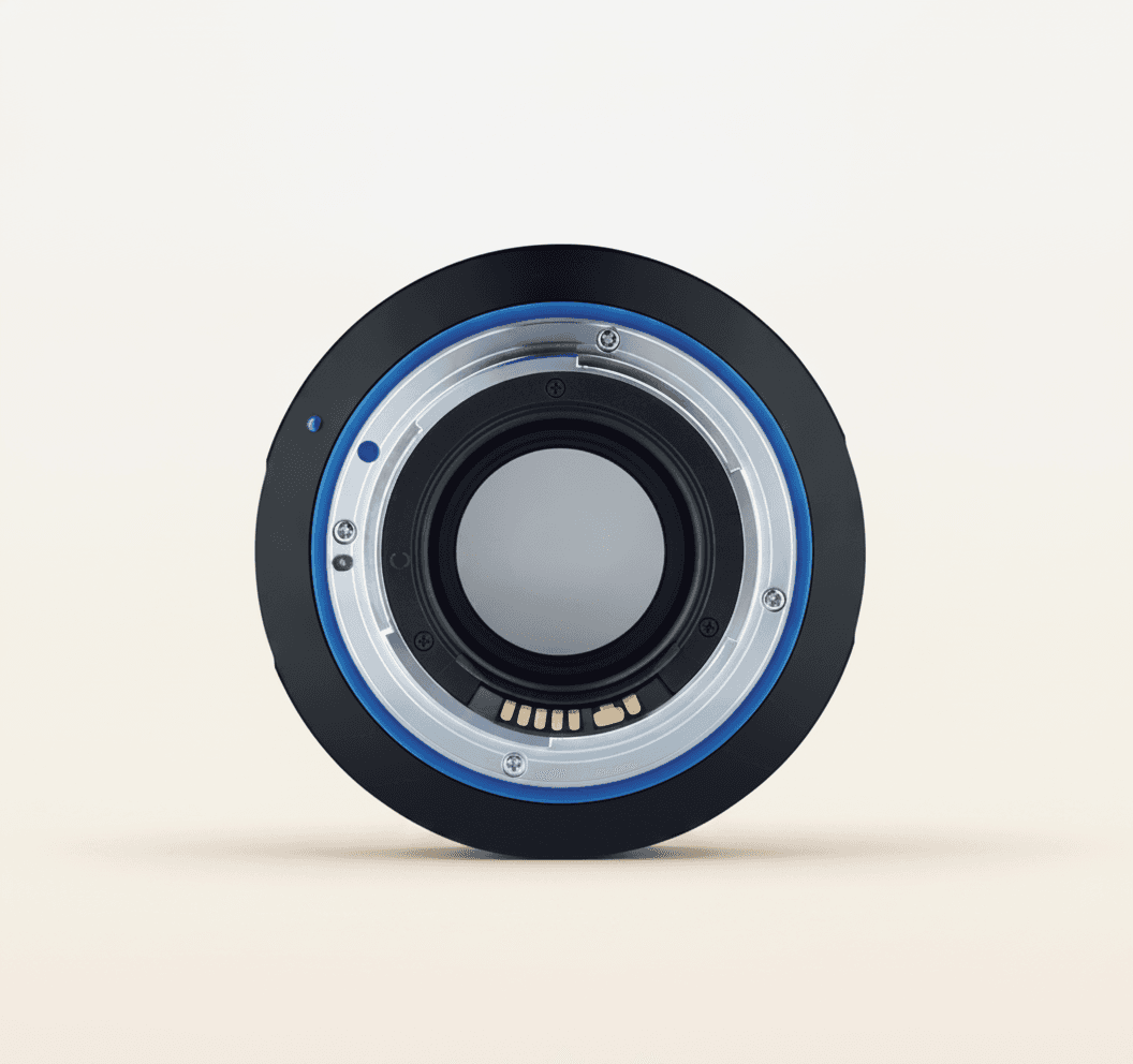 蔡司 Milvus 15mm F2.8 (EF,手动) lens image, 15mm